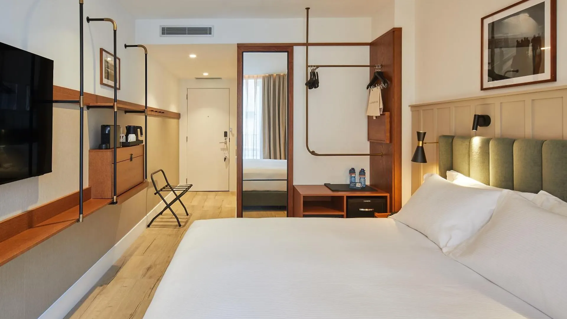 Via Sants Hotel Barcelona, Tapestry Collection By Hilton Spain